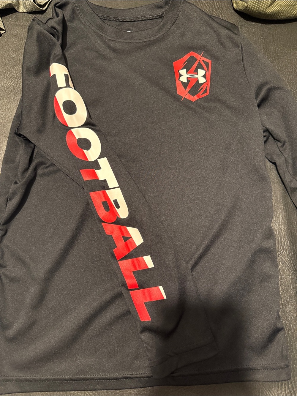 Lot of 3 Under Armour Boys long sleeves - Picture 4 of 6